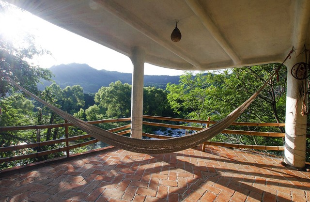 Ecological house biased the river, with a beautiful view of the canion,