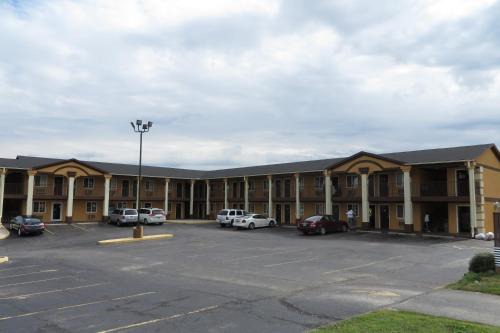 Economy Inn & Suites Joplin