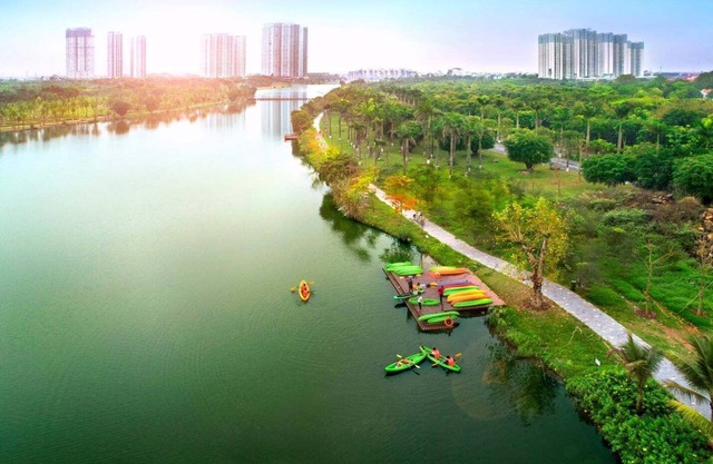 Ecopark 3-Bedroom Luxury Apt with Panoramic view