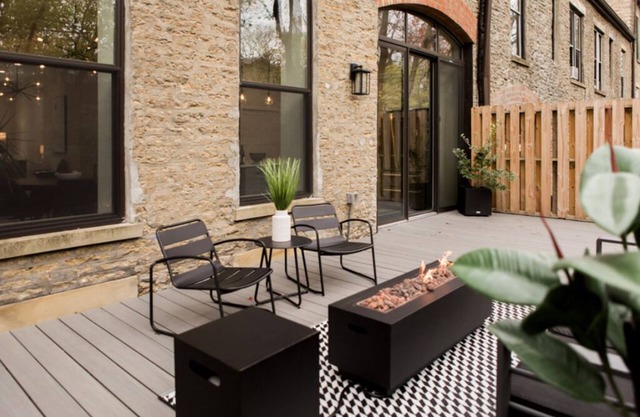 Eden's Edge- Luxury home 5 Minutes to Downtown, and steps to Eden Park!