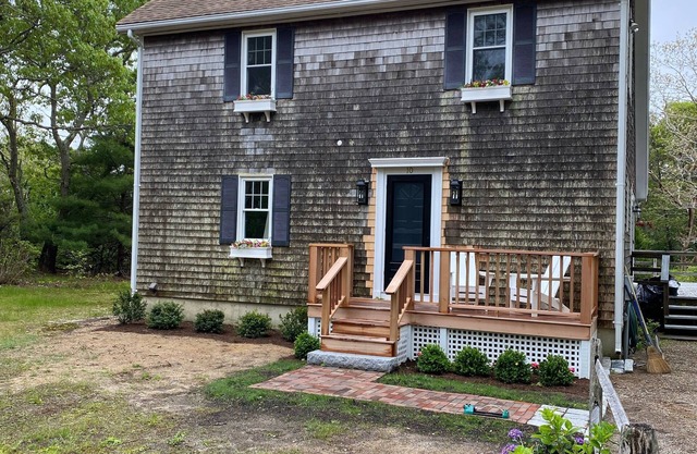 Edgartown/Katama Newly Renovated Vineyard Escape