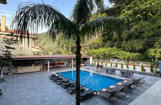 Ege Apart Hotel