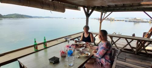 Ekas beach floating room and resto