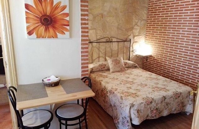 El Abad rural apartment for 2 people