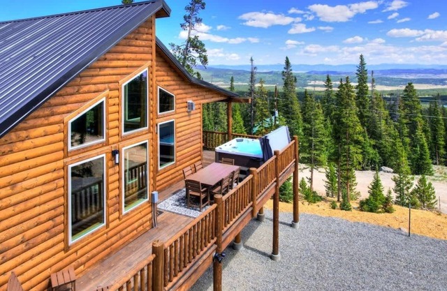 El Lobo Lodge w/Hot Tub