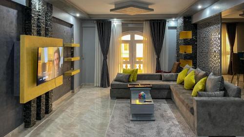El Obour Home - العبور