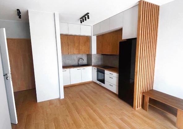 Elegant 1-Bedroom Flat With Balcony Near Wrocław