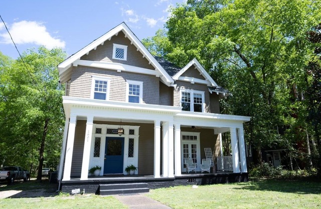 Elegant 5BR Stay | Minutes to Capitol