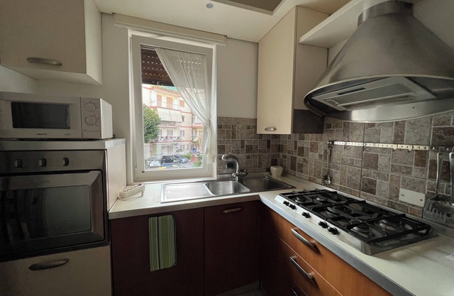 Elegant Apartment in Naples, Posillipo, with reserved parking space