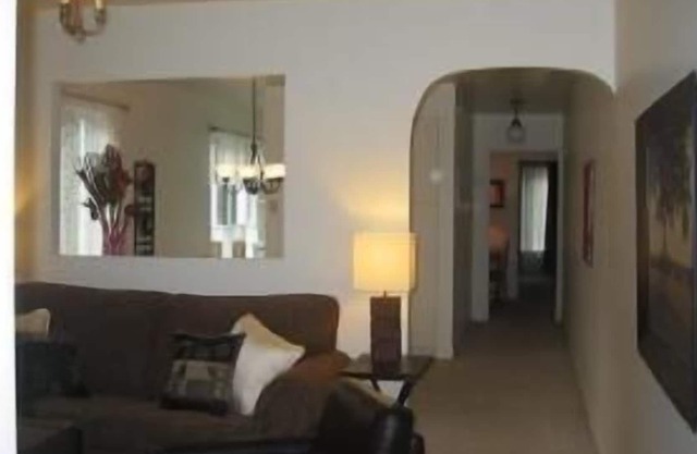 Elegant apartment in the heart of chic Quarter Montcalm