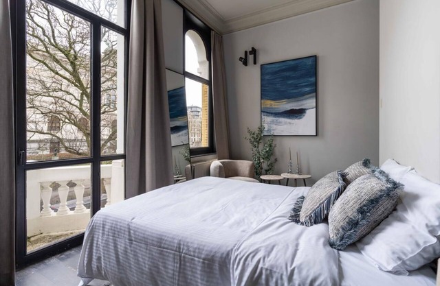 Elegant Balcony Suite