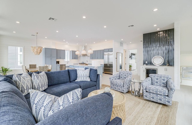 Elegant Beach House with views, pool, ping pong, shuffleboard - steps to beach