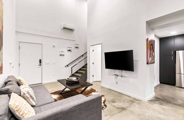 Elegant design meets optimal location amid the natural beauty of Downtown Redmond.