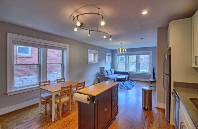 Elegant Minimalist Gem w/Private backyard, W/D