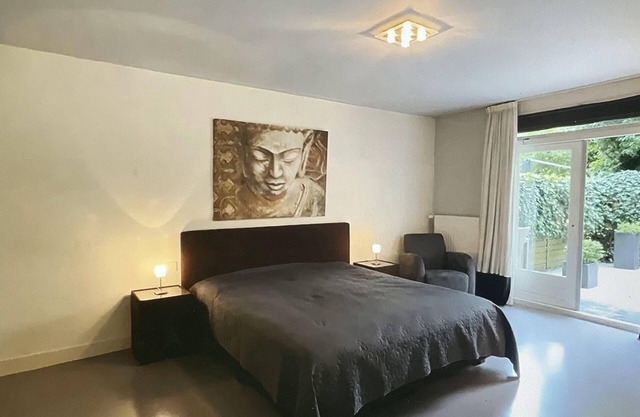 Elegant Residence in Amsterdam's Prestigious Oud-Zuid