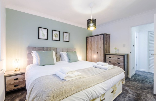 Elegant Retreat in the Heart of Chester