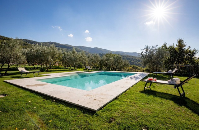 Elegant villa with private pool and wonderful views, relaxing and comfortable