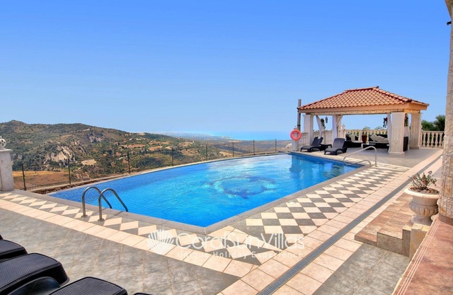 Elegant Villa in Prime Location, Ideal for Weddings, Amazing Pool & Terrace