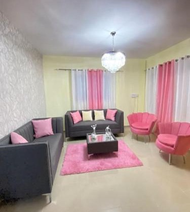 Elegante y acogedora casa espaciosa