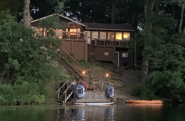 Elizaville Twin Lake Retreat
