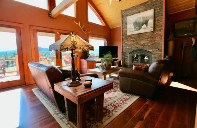 Elk Springs Ranch with grand mountain views with new frisbee disc golf course.