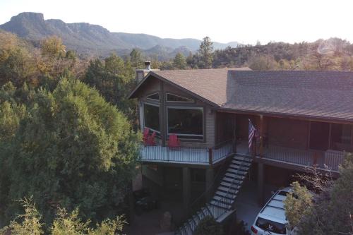 Elkwood Lodge Cabin with Hot Tub in Star Valley!