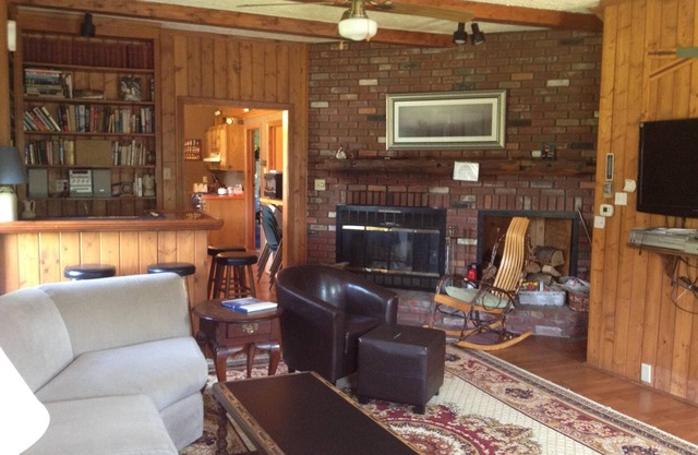 Ellicottville Ski House, Cozy Country Home Minutes from Slope, sleeps 6 people