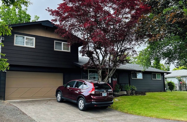 Emerald City 3B Home - Extended Stay Discounts