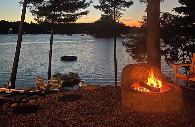 Emerald Point Paradise Lake House