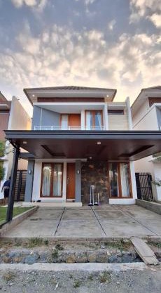 EMERALD Villa