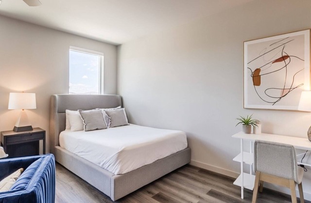 Emory Studio 8 - Studio Apartment, Sleeps 2
