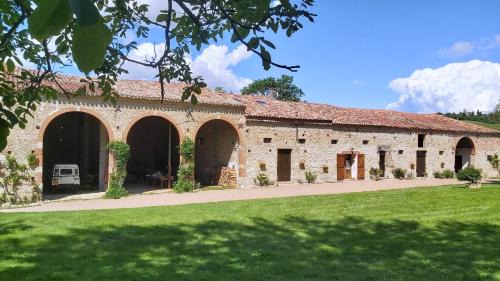 En Pascot - gîte 190 m2 - 3 chambres - 6 pers - 3 épis et 3 étoiles - à 10 mn de Villefranche et Nailloux
