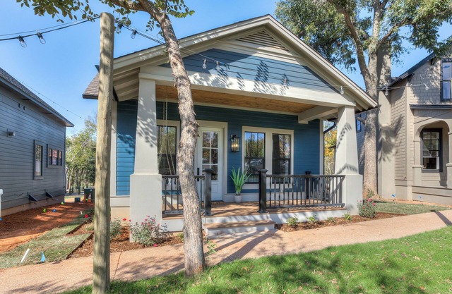 Enchanted Woods Cottage at Selah- 2 bed 2 bath