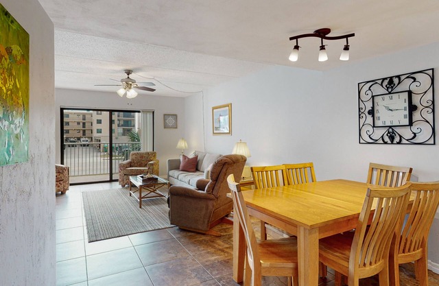 Enchanting oceanfront condo with pool, tennis, beach access, & W/D