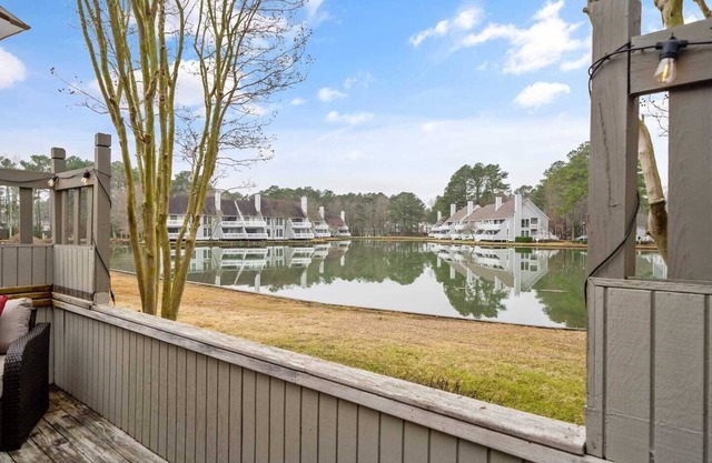 End-unit Lakefront 2BR, 2BA renovated