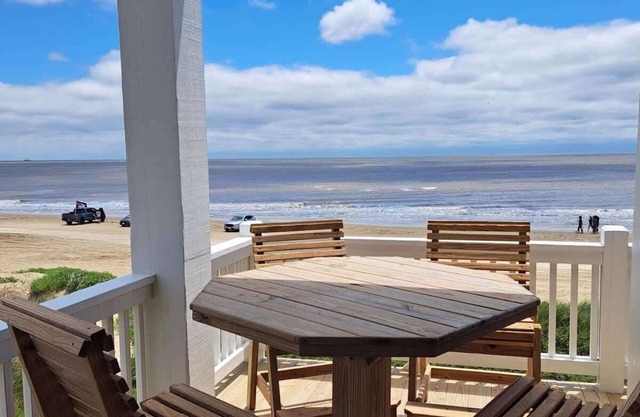 Endless Horizons Beachfront