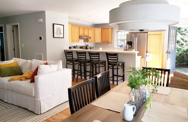 Enjoy A Relaxing Hamptons Vacation In Our Comfortable, Light-Filled Home!
