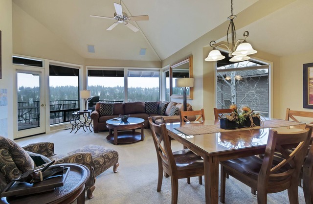 Enjoy Deschutes River Views from Beautiful 3-Bedroom Mt. Bachelor Village Condo!