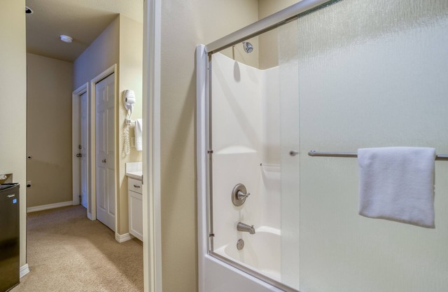 Enjoy Five Bedrooms on the Deschutes River at Mt. Bachelor Village Resort Condo!