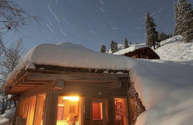 Enjoy Views of Virginia Ridge, Lucky Jim Bluff, Sandy Butte, and Grizzly MT!