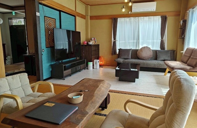 Entire building available for rent Walk to the s/Numazu Shizuoka