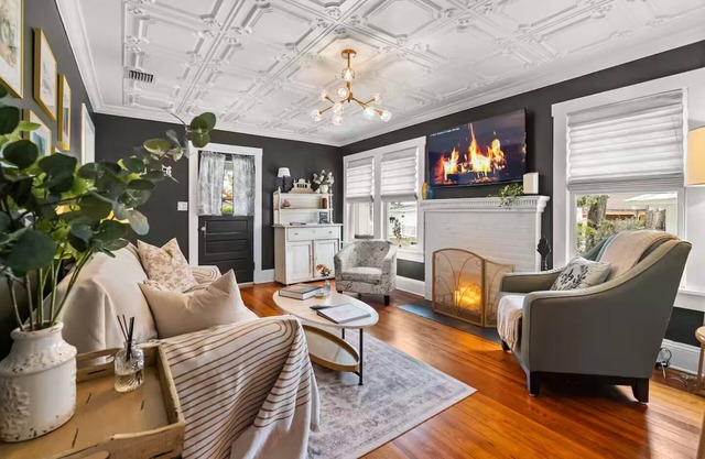 Entire home in Mount Dora, Florida
