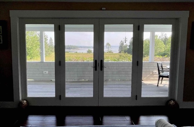 Entire private residential home close to Acadia
