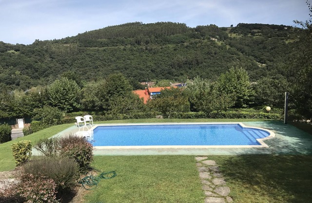 Entire villa with pool and amazing views