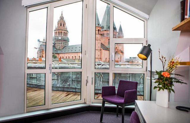 Erbacher Hof, Bistum Mainz