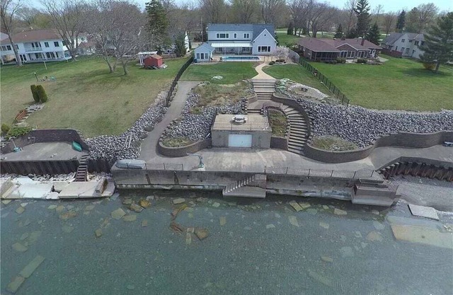 Erie Escape - Lakefront Lake Erie w/Pool