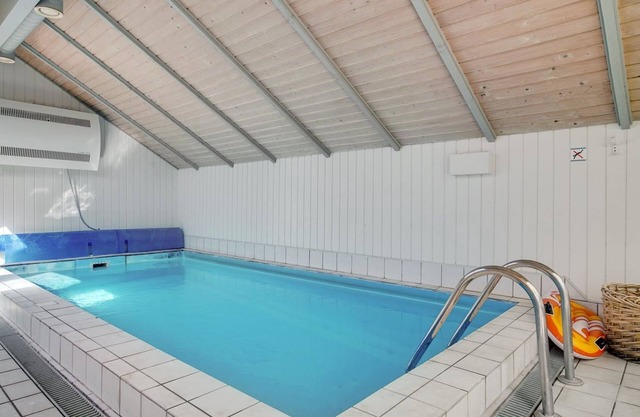 "Erly" - 500m from the sea by Interhome