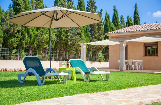 ES MITJA DAVALL - Villa with private garden in Sencelles. Free WiFi