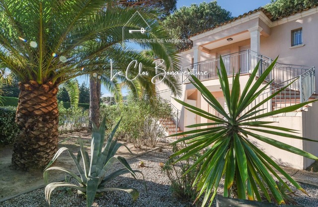 Escale de Charme beach 150m and Saint Tropez 10mn walk - III