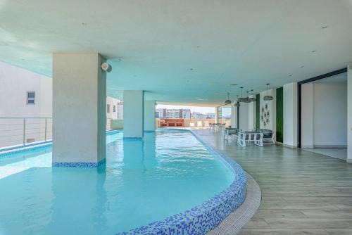 Escape Apartments, Balcony, Pool, Gym & Spa in La Julia